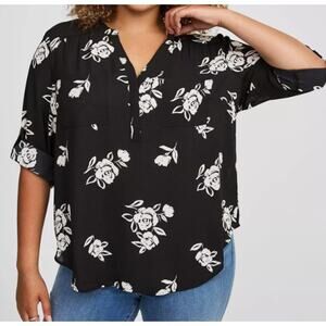 Torrid Womens 2X Top Harper Georgette Blouse Roses 3/4 Sleeve Pullover Plus Size